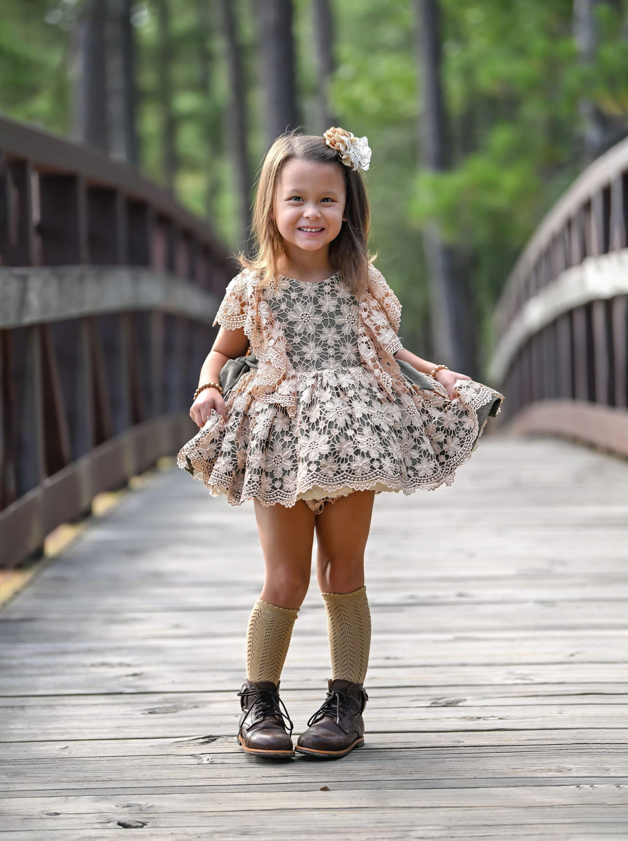 The Paper Doll shops Lace Floral Skirted Romper size 4T